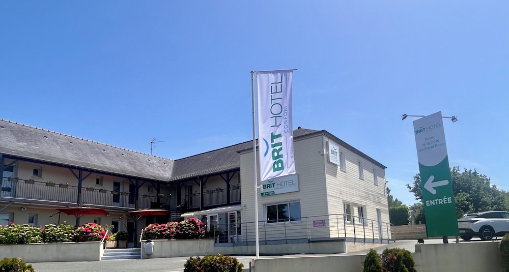 Brit Hotel Aux Hortensias 6/55