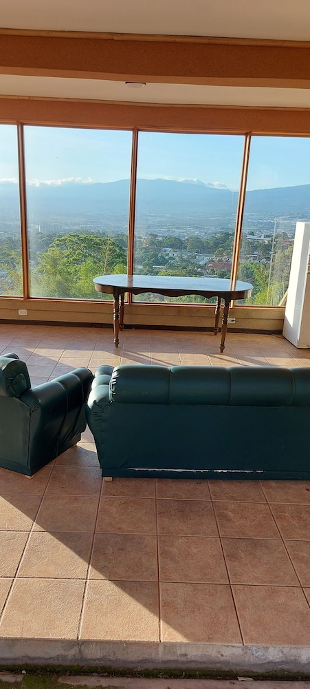 Hostel Monte Campana Escazu 24/50
