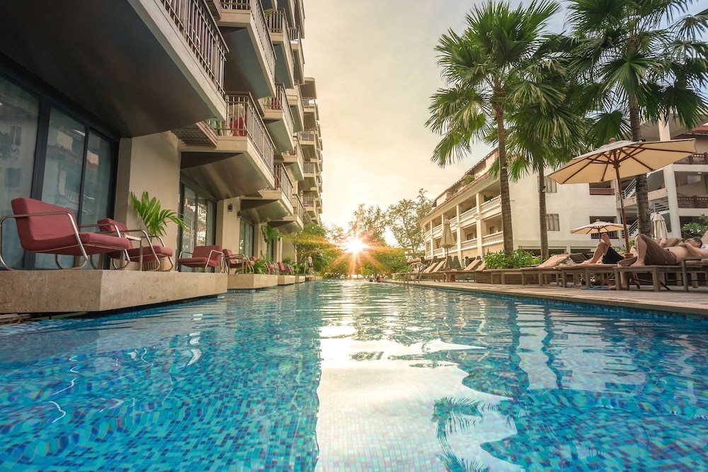 Baan Laimai Beach Resort 10/66