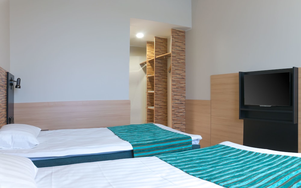 HESTIA HOTEL SEAPORT 11/32