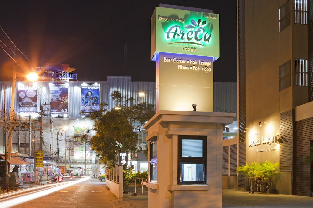 Areca Lodge 9/73