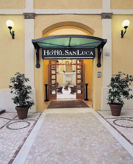 San Luca 28/47