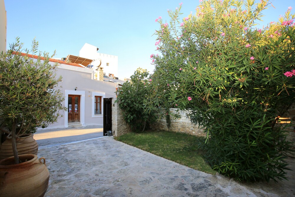 Villa Kamilari 45/48