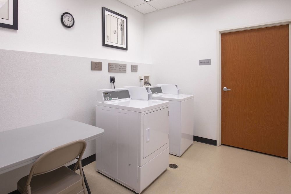 Fairfield Inn Suites By Marriott Venice 37/40