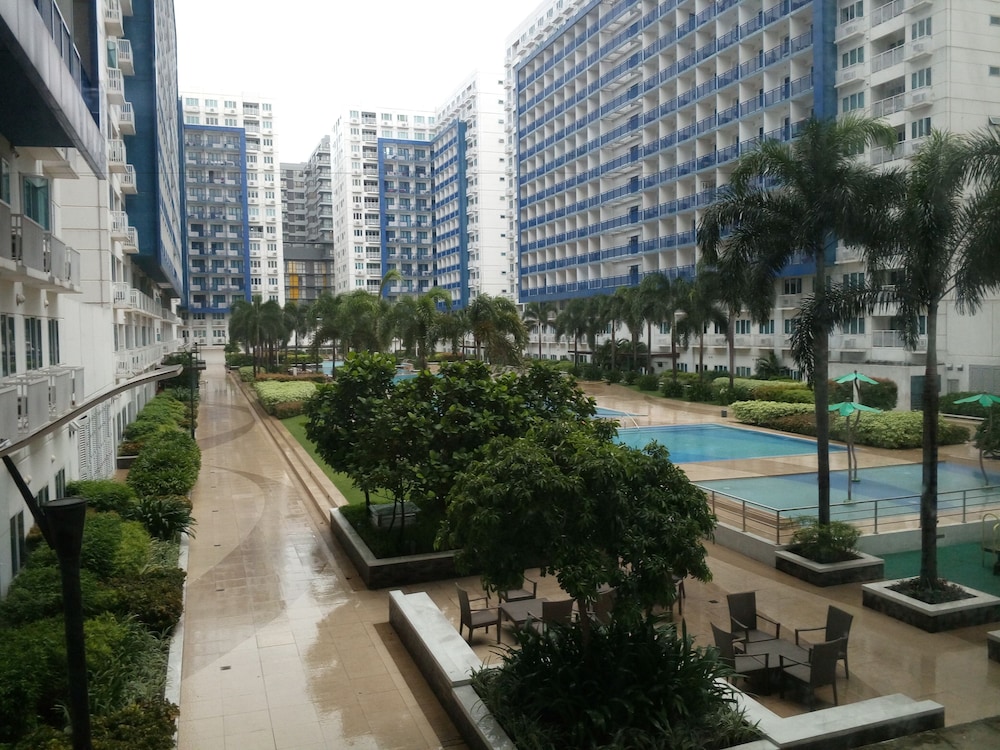 Oceanblue Manila Condotel Sea Residences 18/21