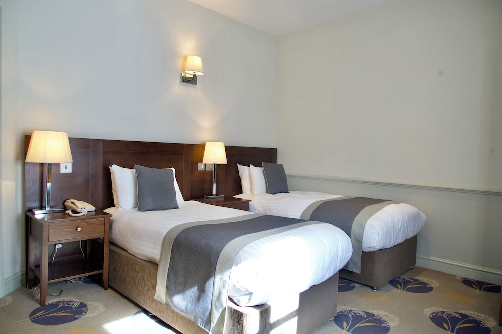 CLASSIC, TWIN BEDS