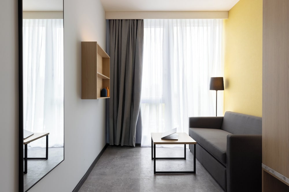 Candlewood Suites Berlin Airport by IHG 32/50