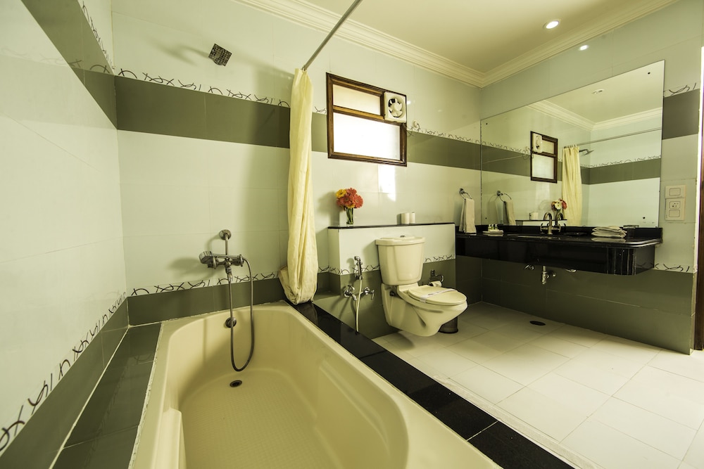 Hotel Ranthambore Regency 49/50