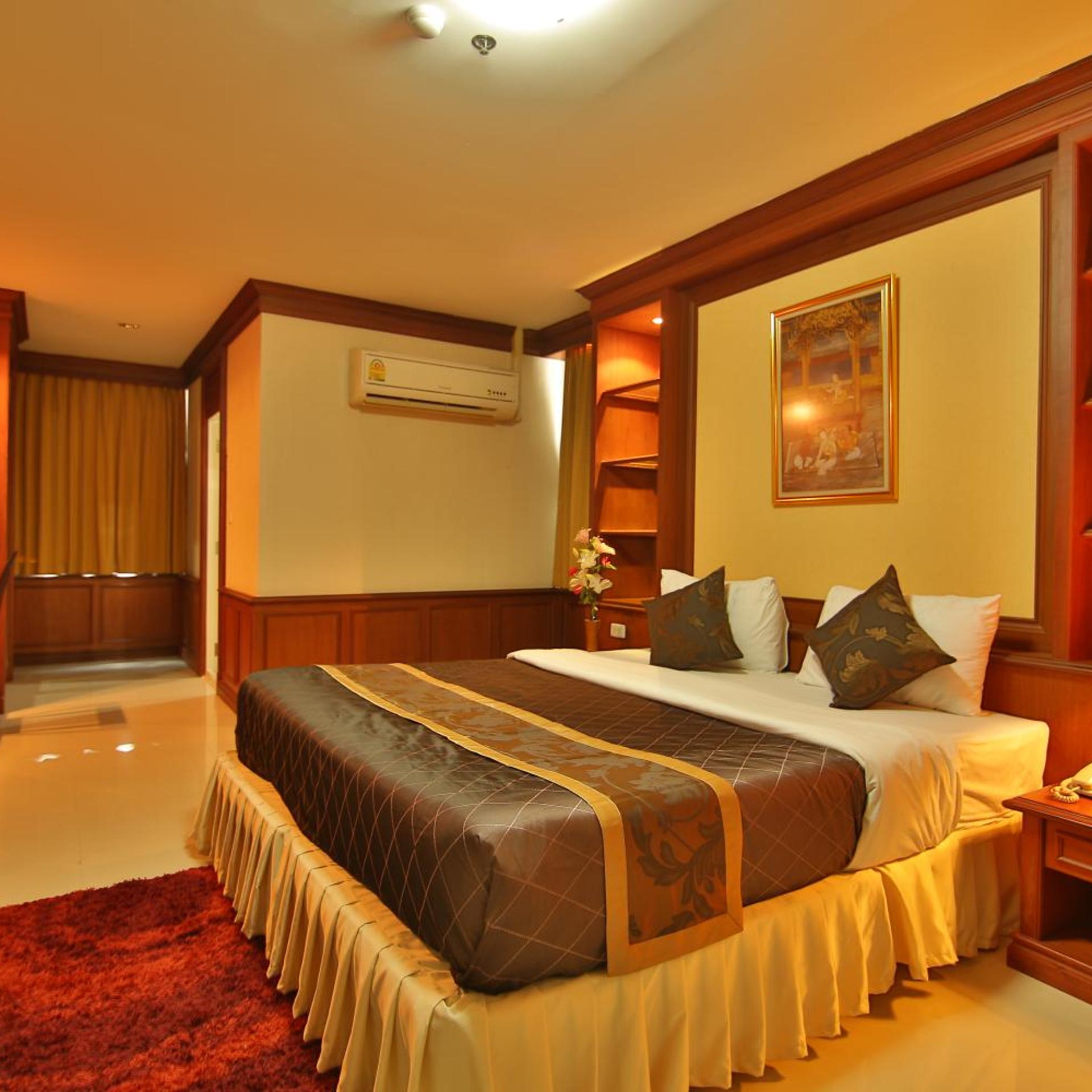 KING SUITE