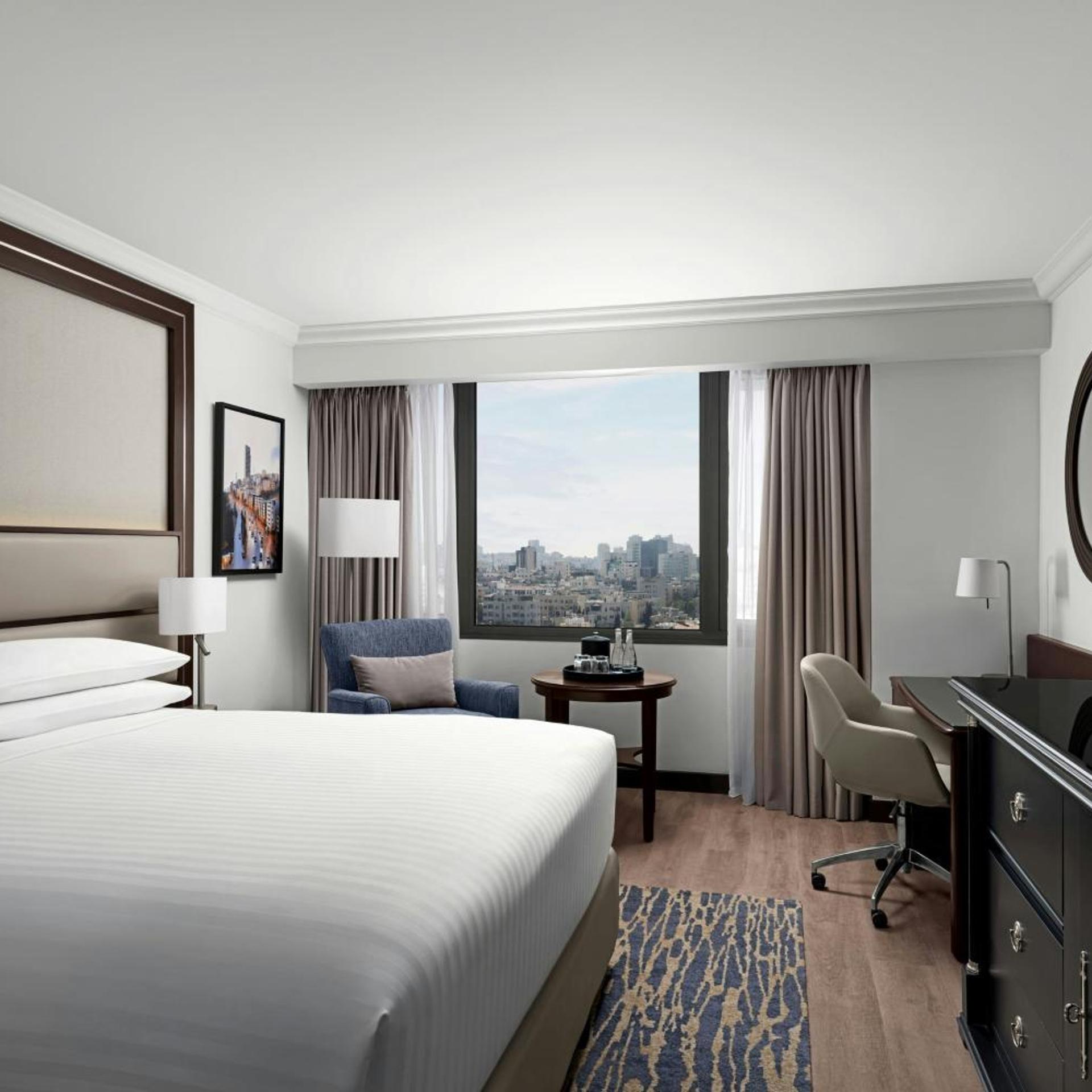 جناح ملكي بسرير كينج، Marriott Amman Hotel 2/8