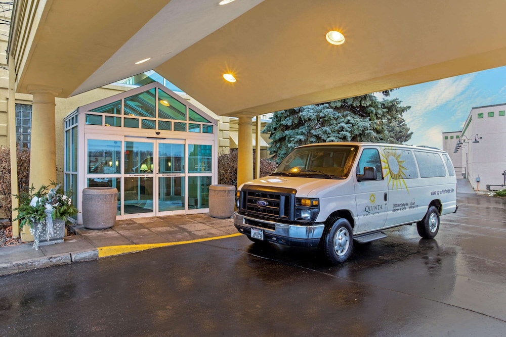 La Quinta Inn & Suites by Wyndham Appleton College Avenue 26/49