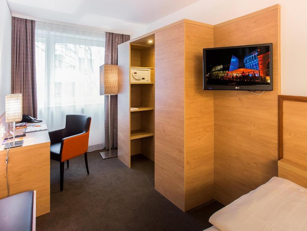 Stadthotel am Romerturm 49/54
