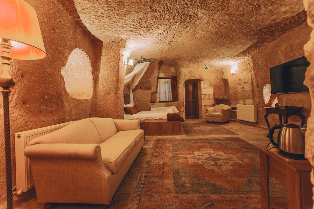 Zula Cave House 28/47