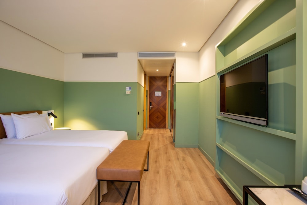 Eurostars Acteon 22/72