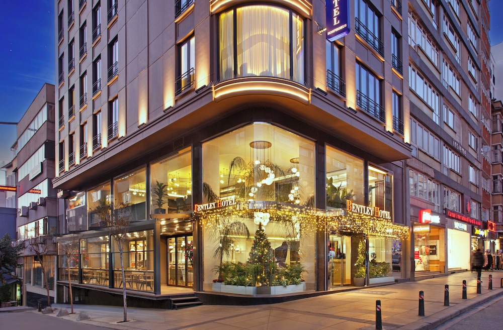 Bentley Hotel Bosphorus 6/86