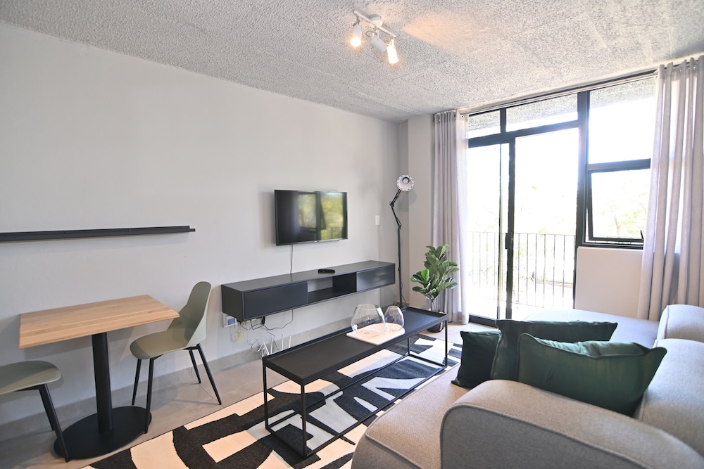 The Circa Aparthotel by Totalstay 39/45
