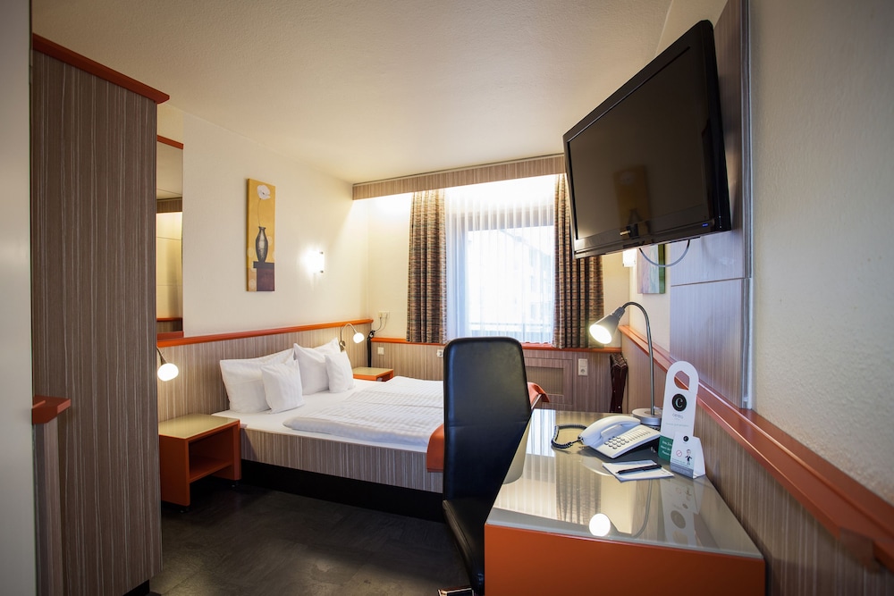 Centro Hotel Ariane 9/58