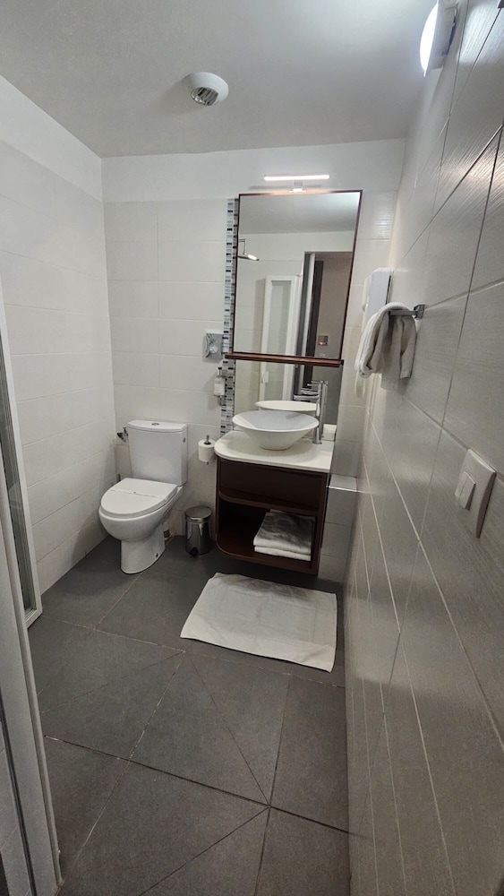 Massilia Hotel 47/50
