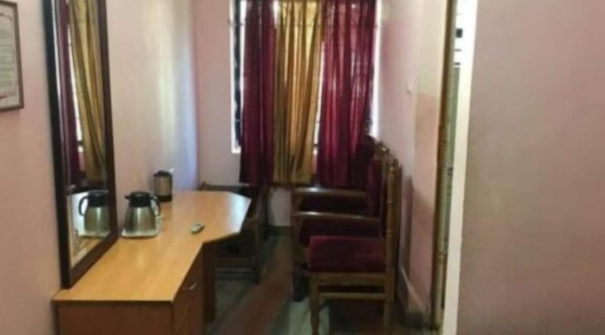 HOTEL SAMBIT ROYALE 19/21