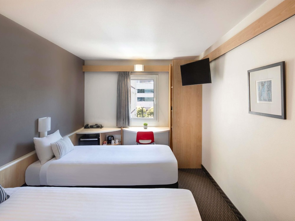Ibis Newcastle 27/60