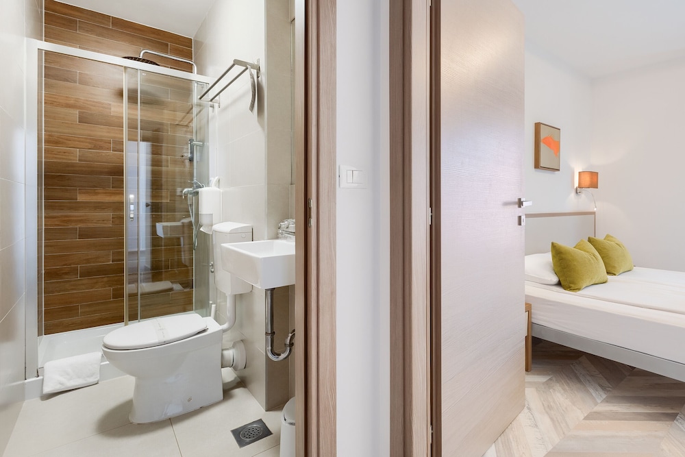 Pula City Center Accommodation 48/50