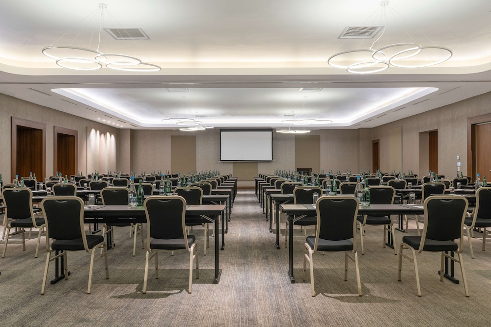 RADISSON BLU HOTEL & RESIDENCE, MAPUTO 72/80