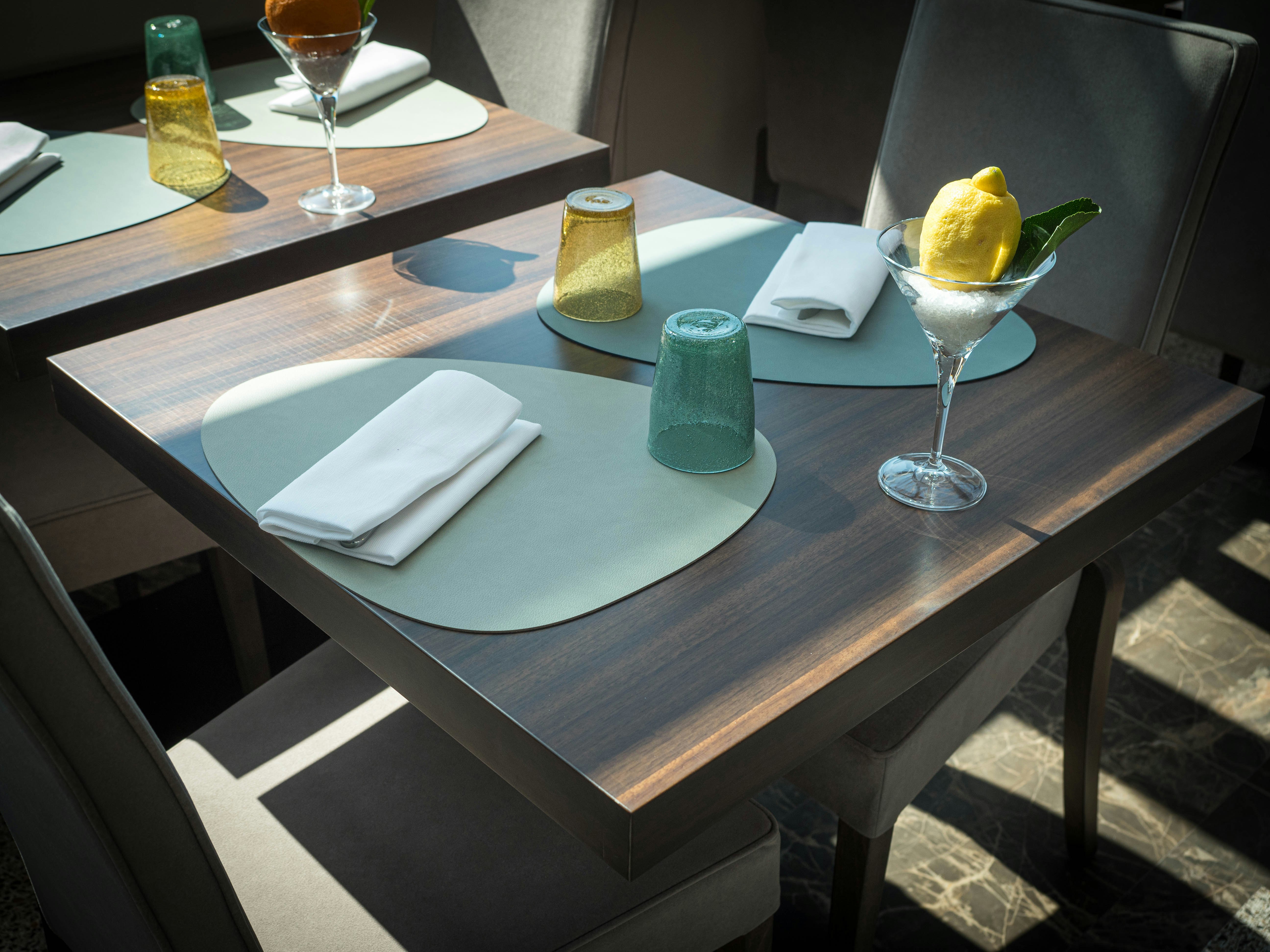 De Bonart Naples, Curio Collection by Hilton 39/50