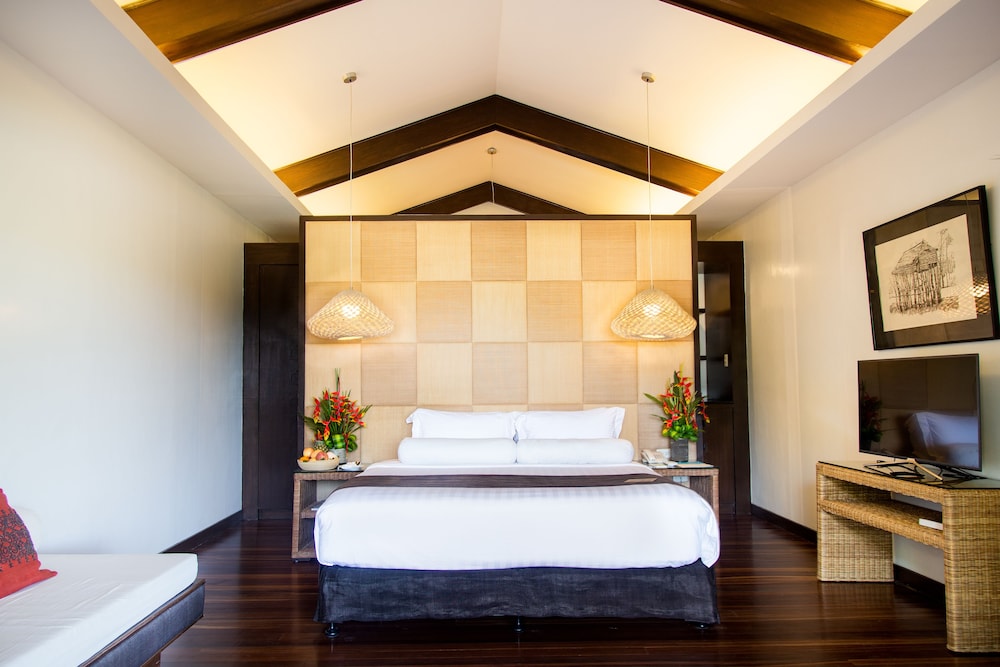 Pearl Farm Beach Resort 24/75