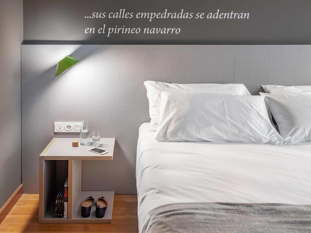 Ibis Styles Pamplona Noain 13/36
