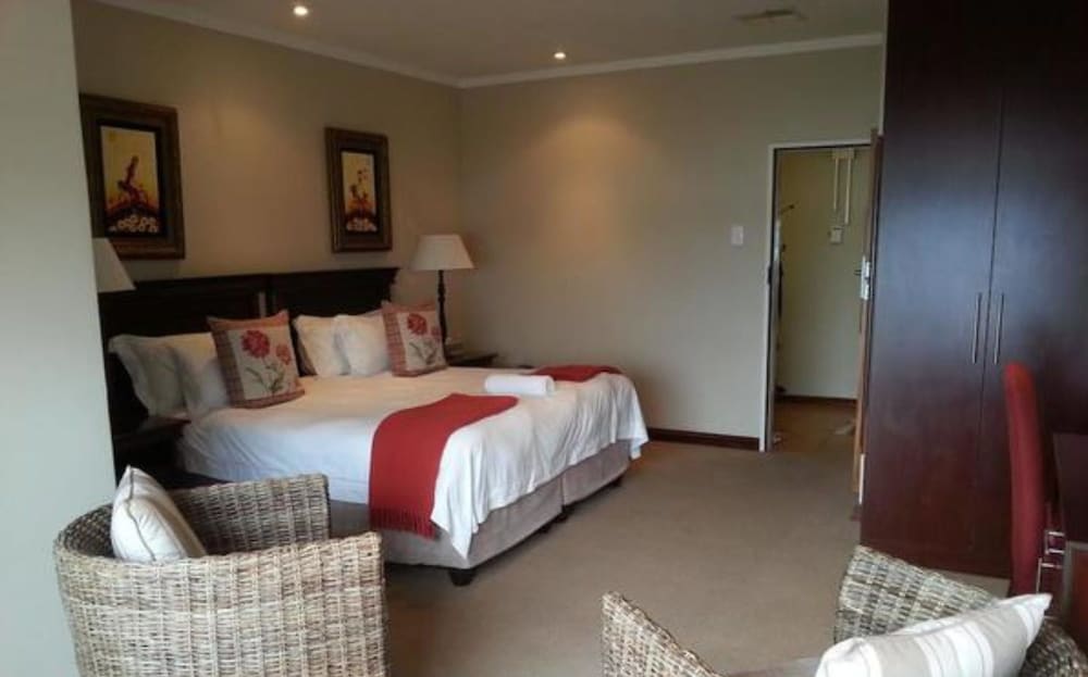 Stirling Manor Boutique Guest House 10/50