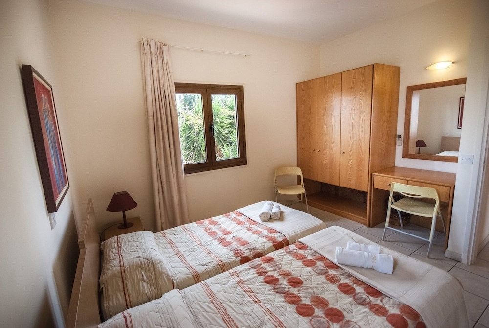 Coral Sun Villas 6/50