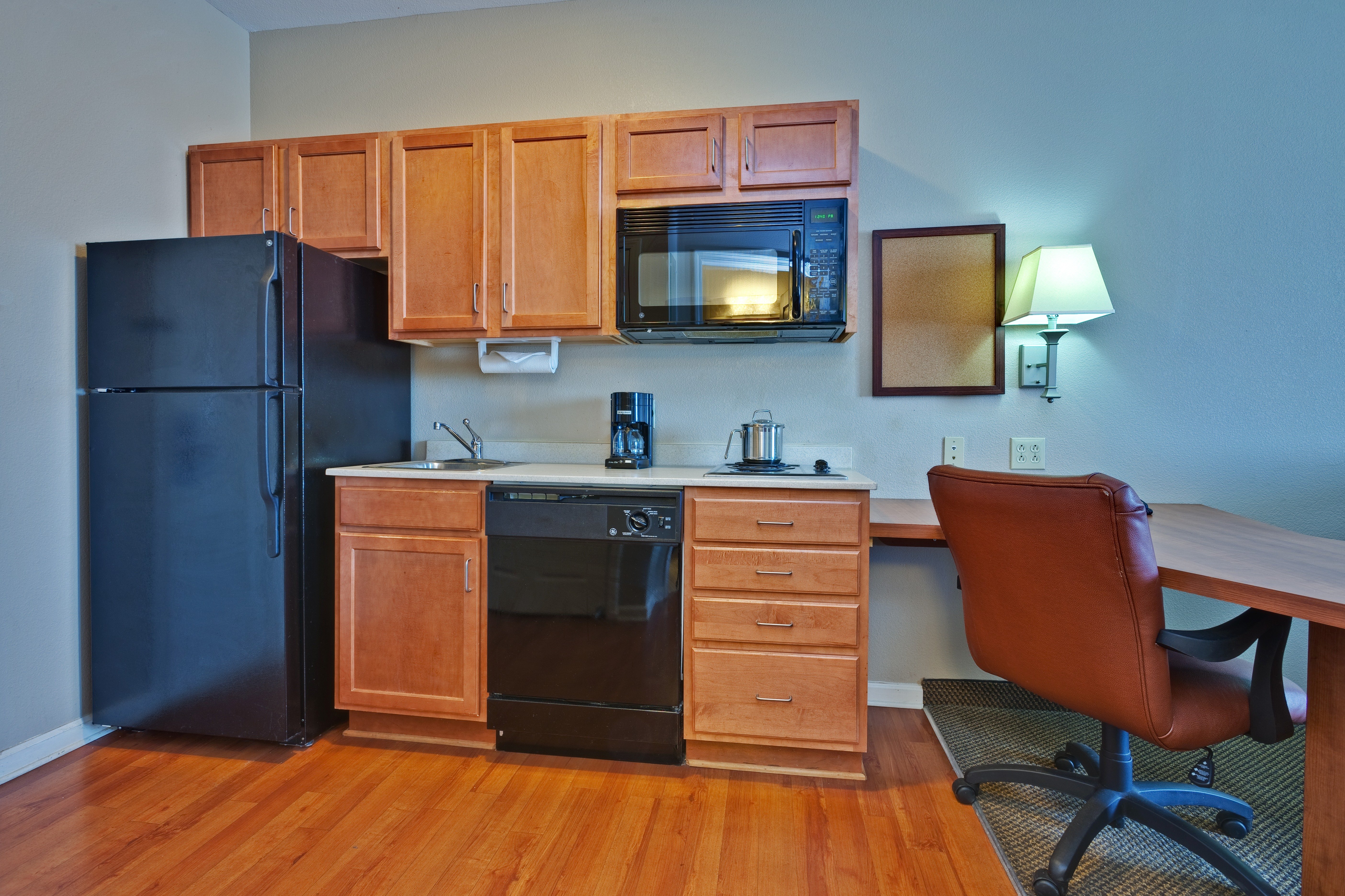 Studio, Suite, King Bed, Accessible