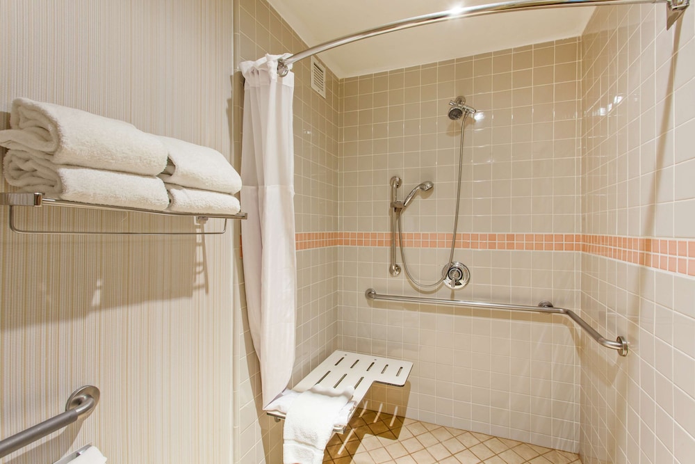 Hilton Garden Inn Valencia Six Flags 11/52