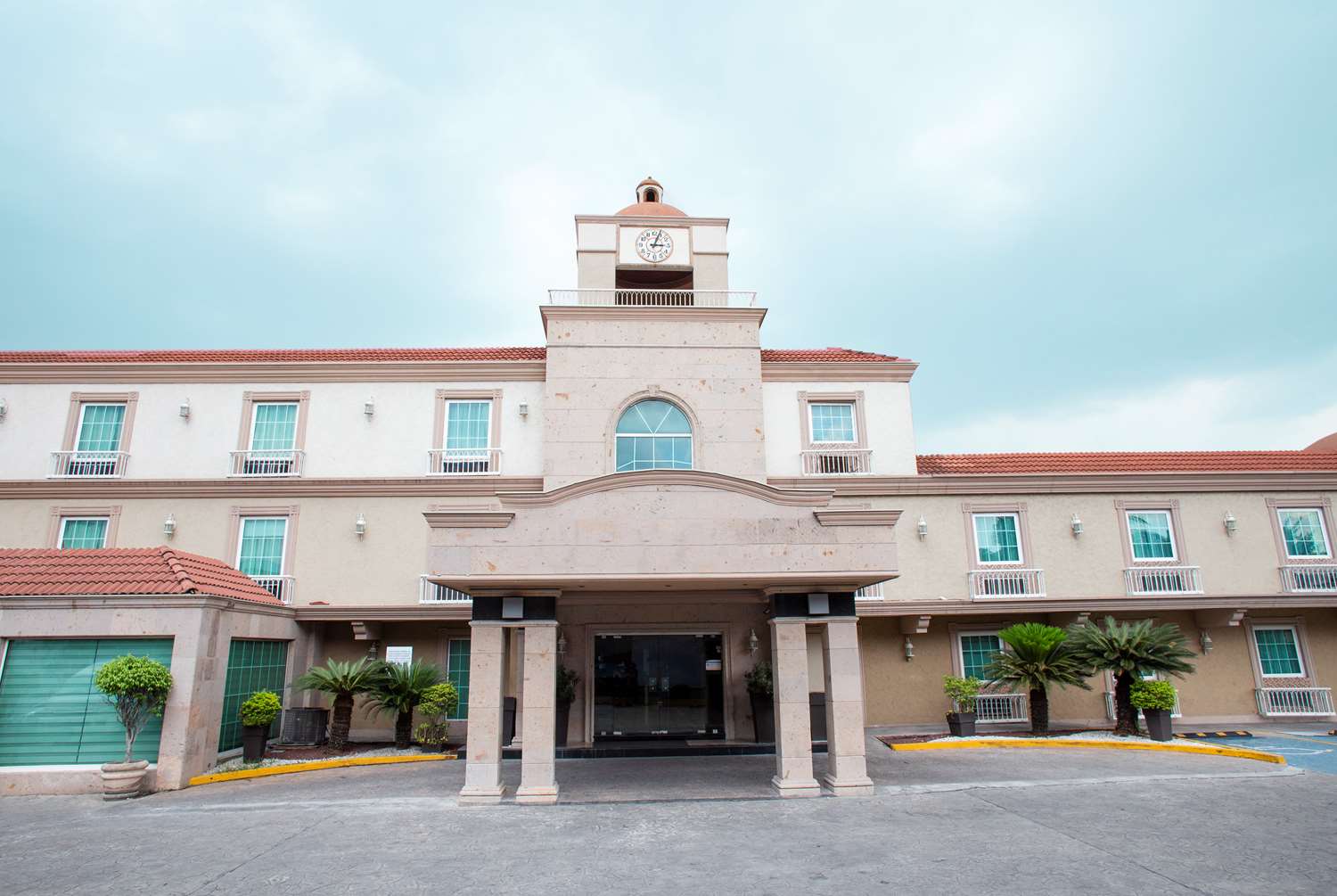 Best Western Plus Monterrey Colon 2/17