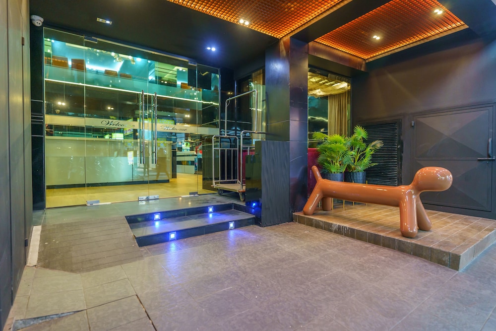De Lux Bangkok Hotel 32/52