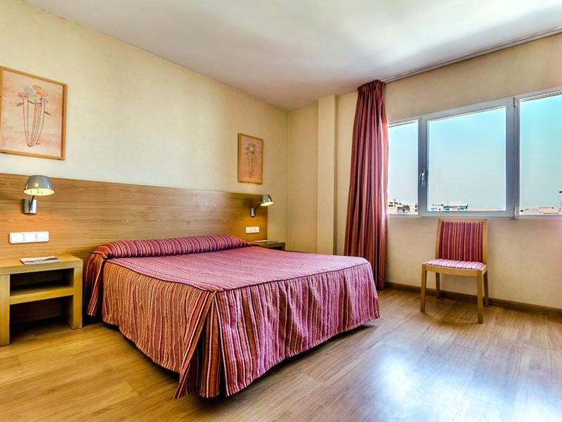 Beleret Hotel 18/77