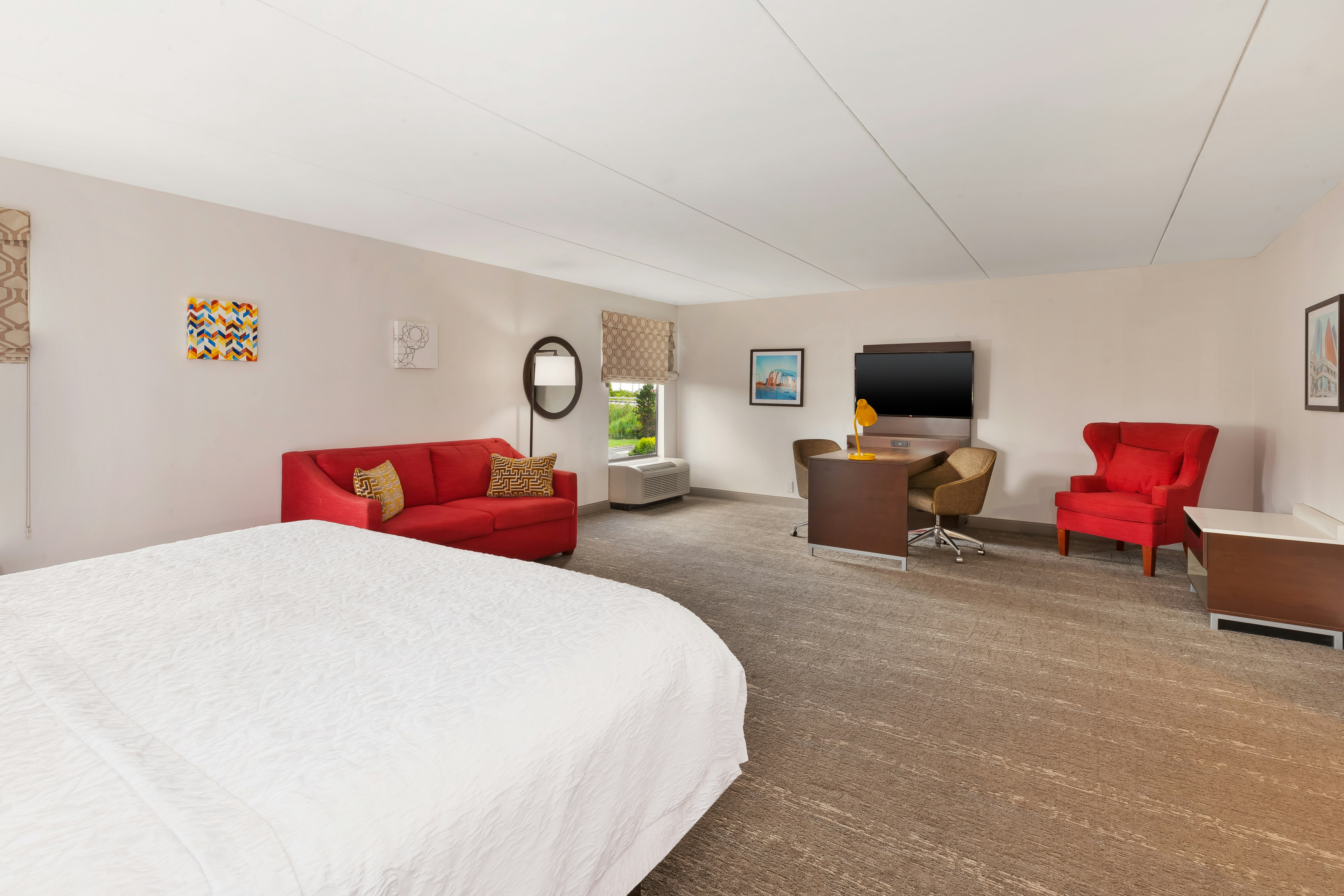 Suite, King Bed
