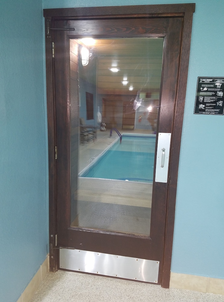 Holiday Inn Express Hotel And Suites Marysville 35/75