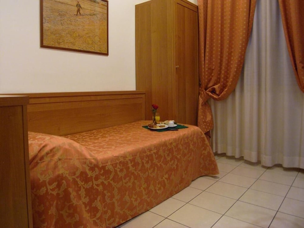 Hotel Mondial 21/55