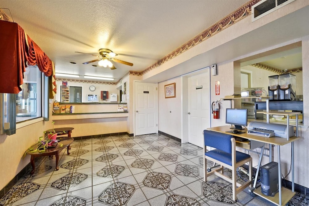 Budget Inn San Antonio Downtown I-10 East 5/27