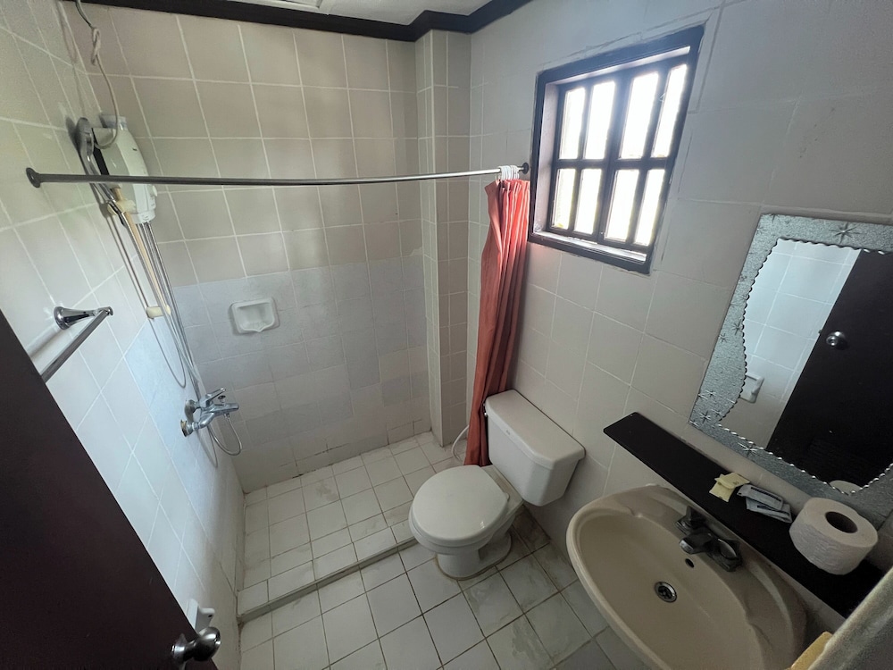 Subiza Beach Resort 37/48