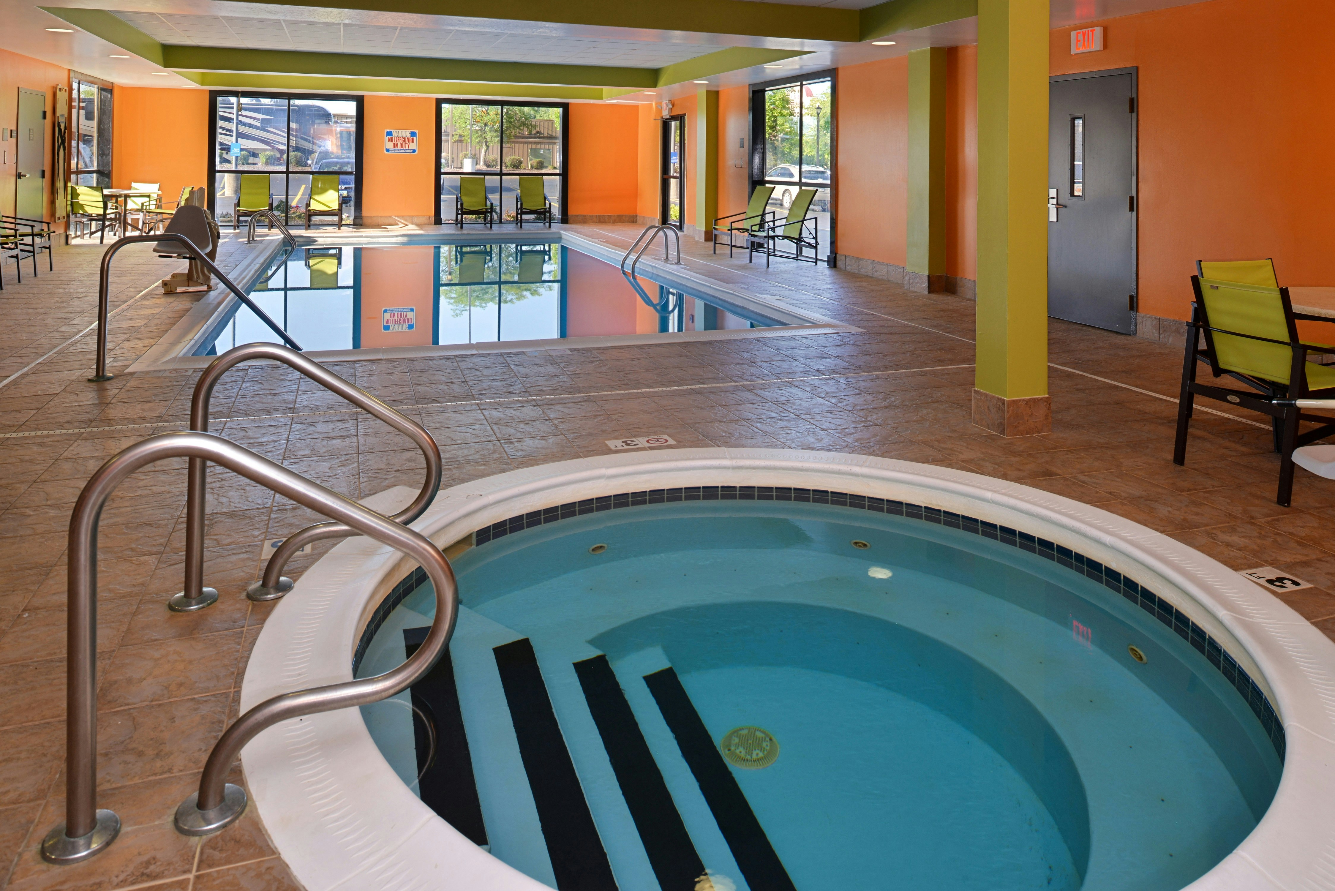 Hampton Inn Springfield 15/19