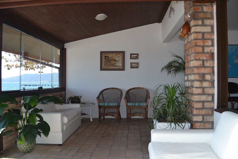 Pousada Dos Golfinhos 32/43