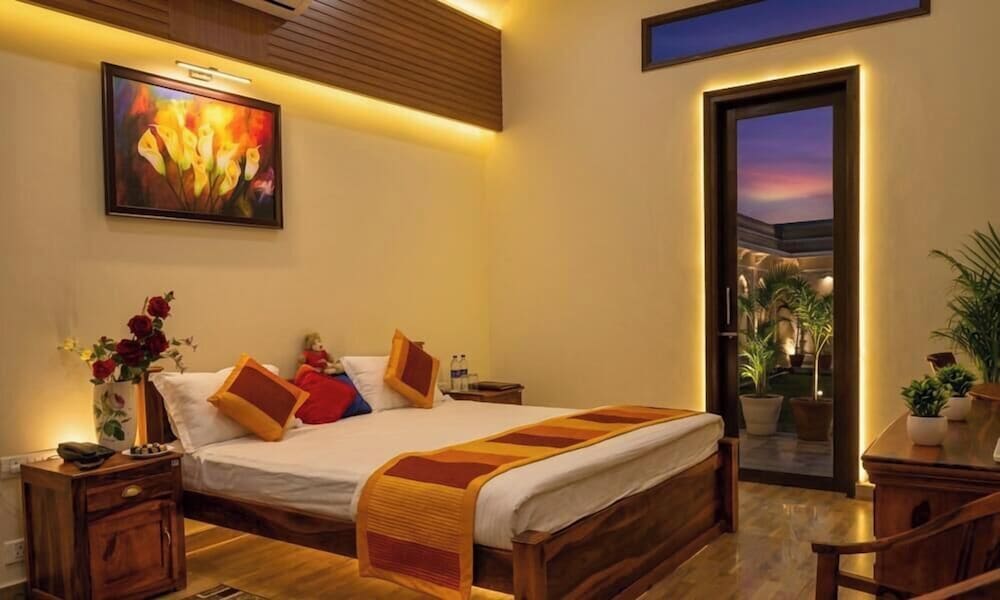Hotel M Villa 9/23