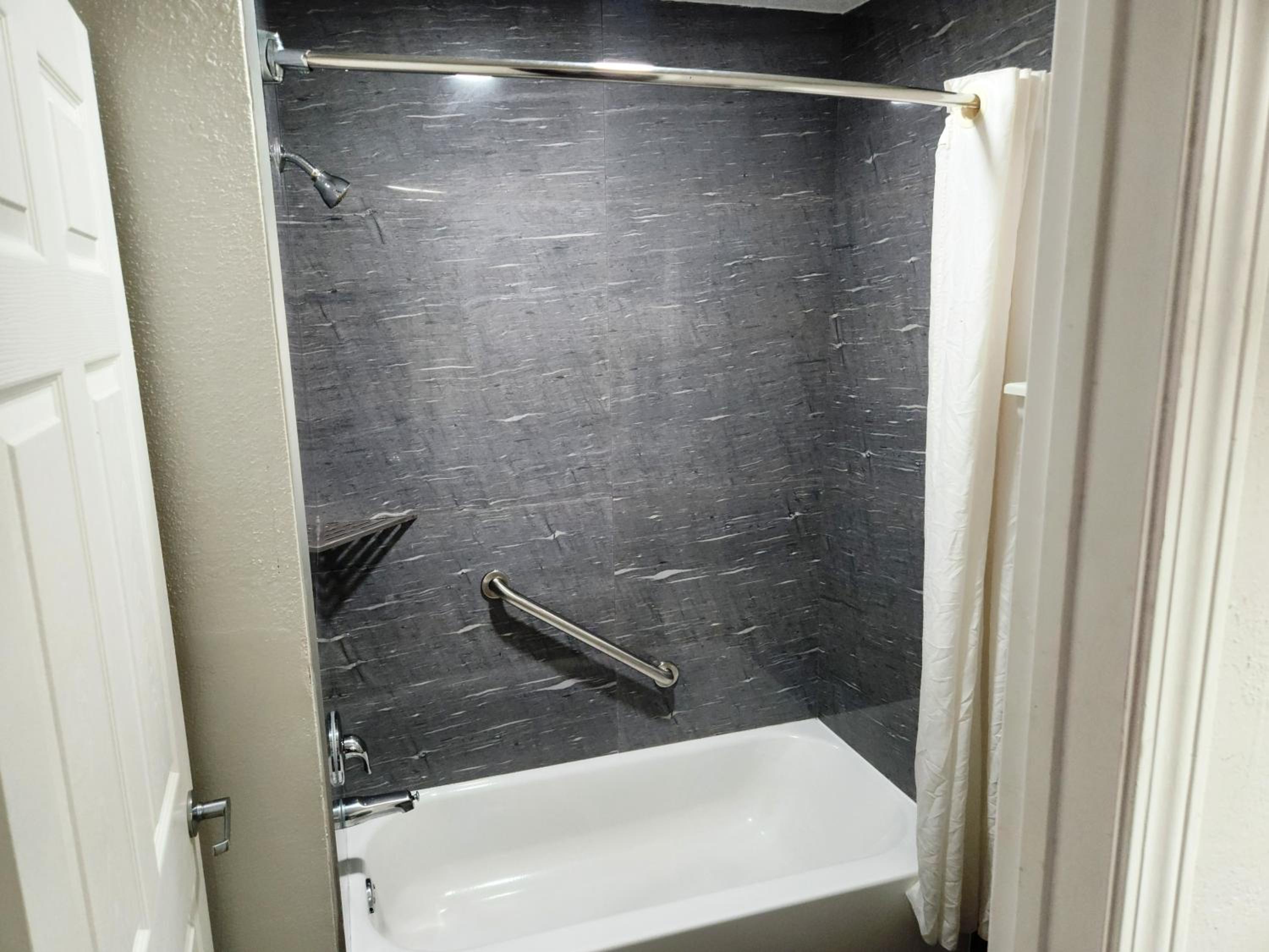غرفة بسريرين كوين، Express Inn Hobby Airport 9/9