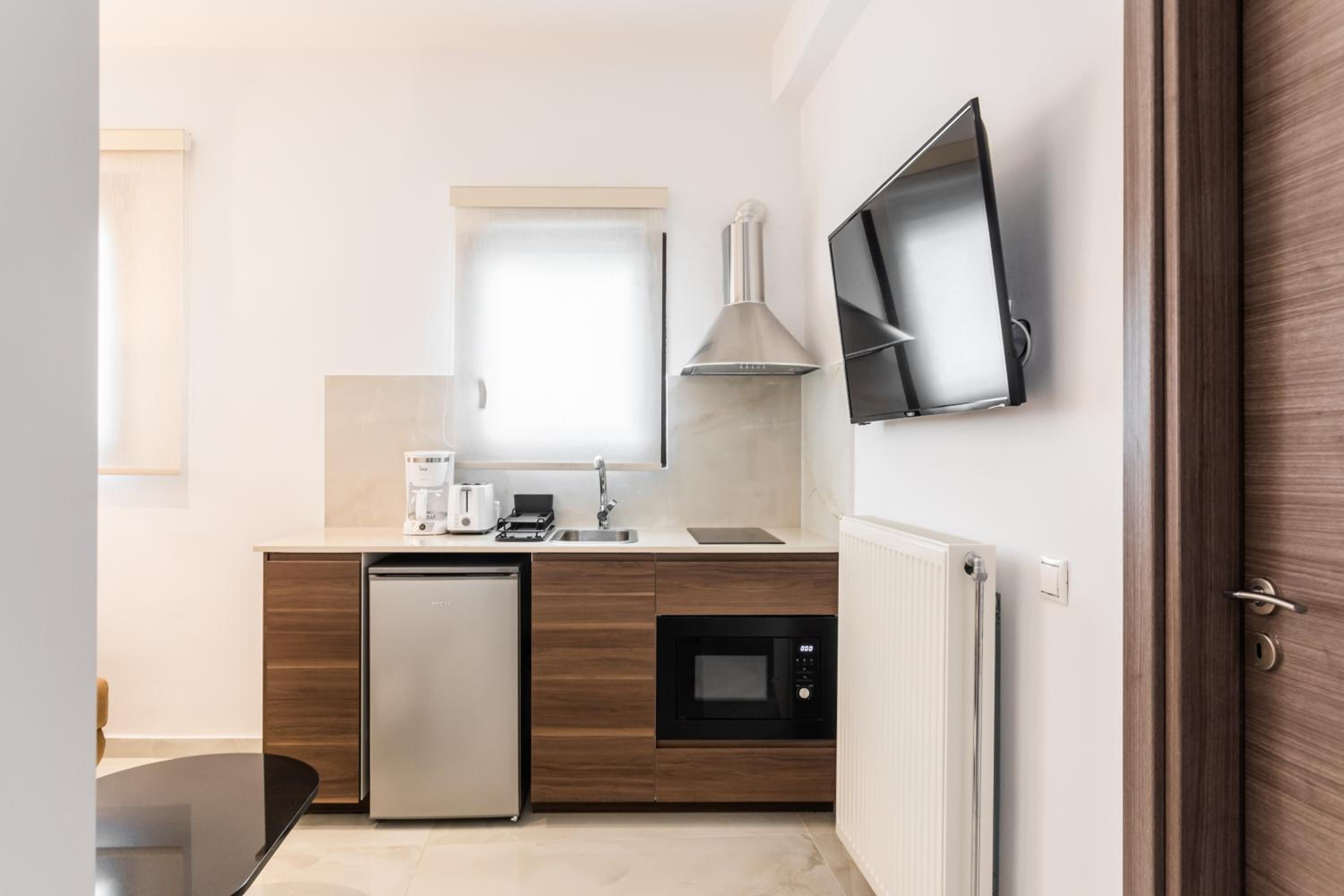 Nicholas Point Apartments and Rooms 26/26