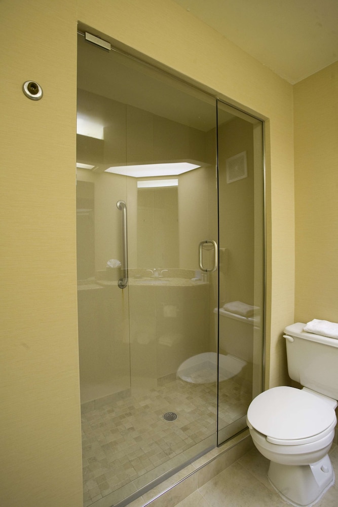 Hampton Inn Atlanta Newnan 23/69