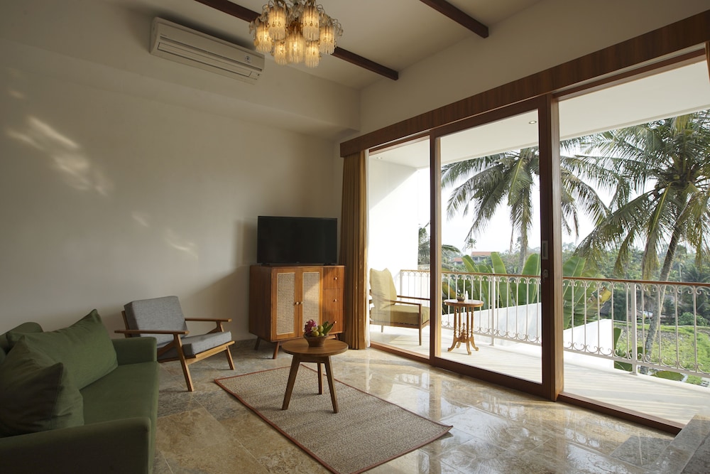 Motama Villa 24/50
