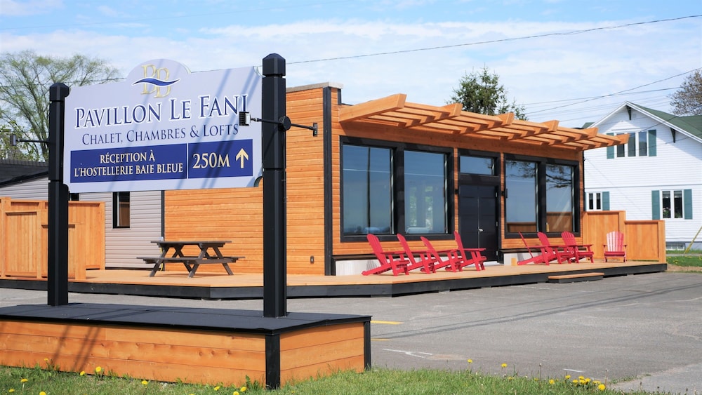 Hostellerie Baie Bleue 3/72