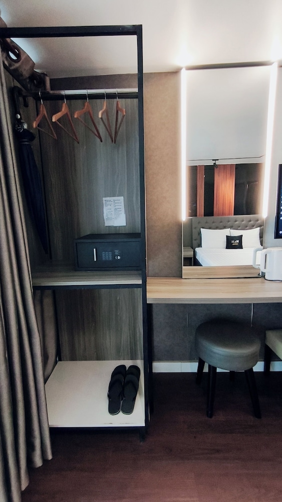 Moc Huong Hotel 40/49